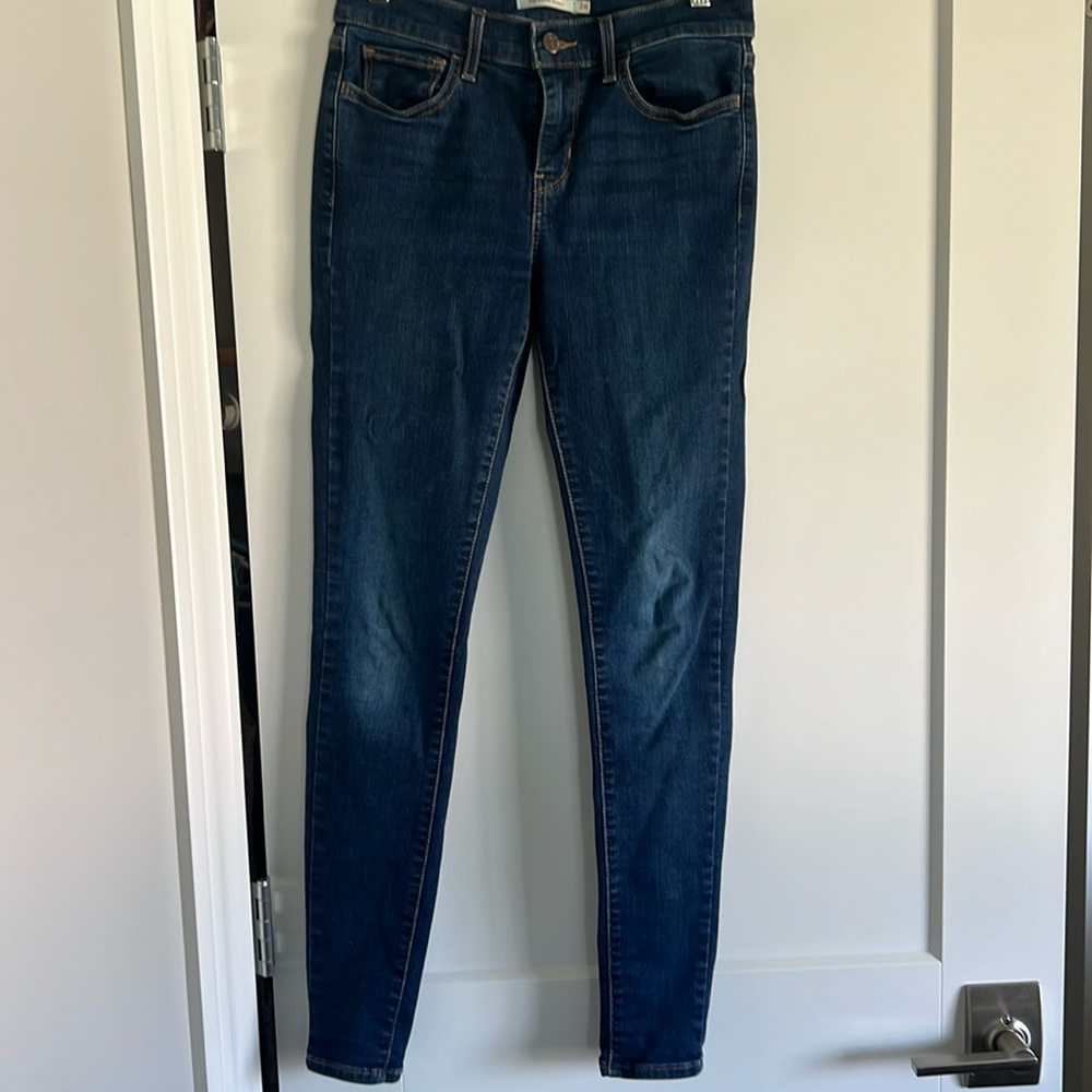 Levi’s 710 Super Skinny Jeans